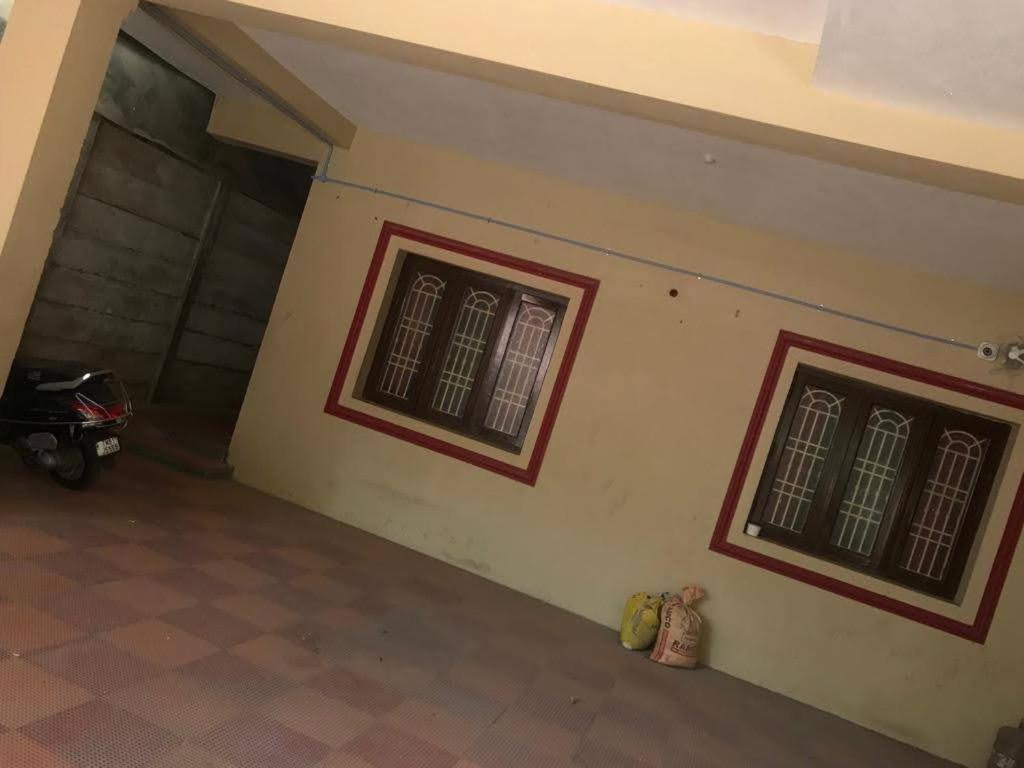 Iswarya Illam Apartment จิตัมพรัม ภายนอก รูปภาพ
